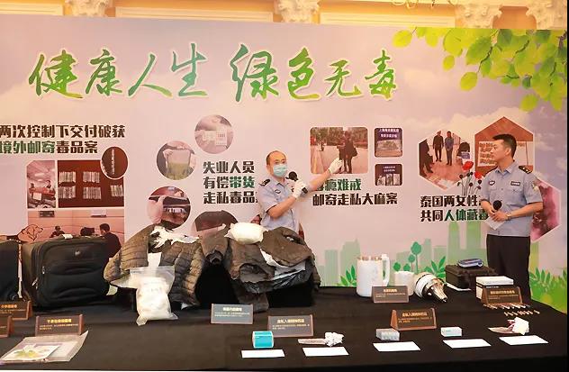 鋰<a href='http://lztzps.com' title='電池運輸' >電池運輸</a>